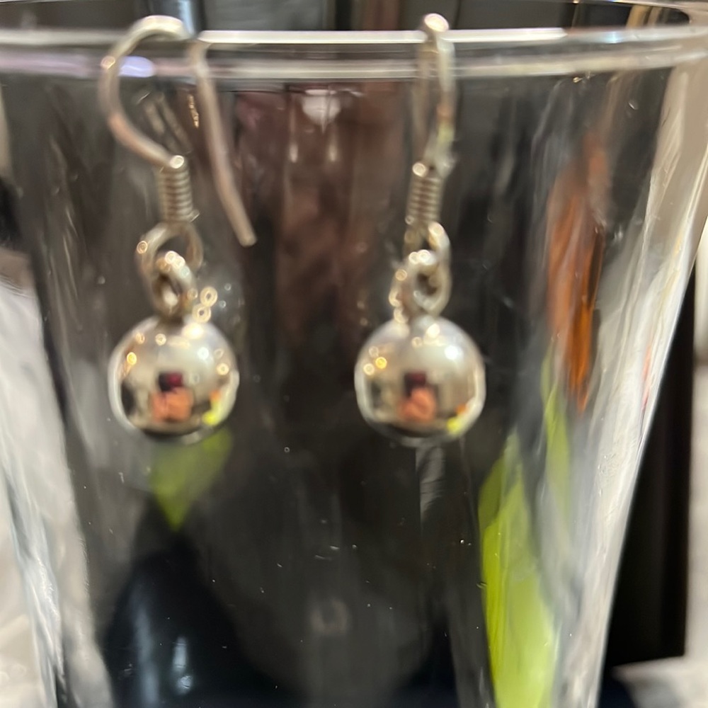 Sterling silver 925 earrings.